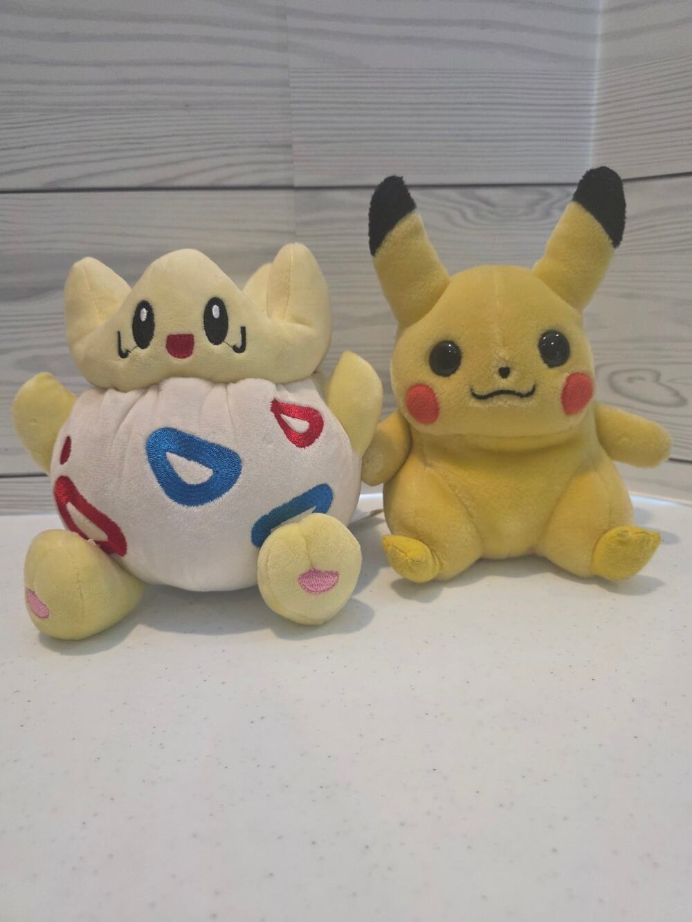 Pokemon Plush Lot of 2 1998 Pikachu and Togepi 8" Plush